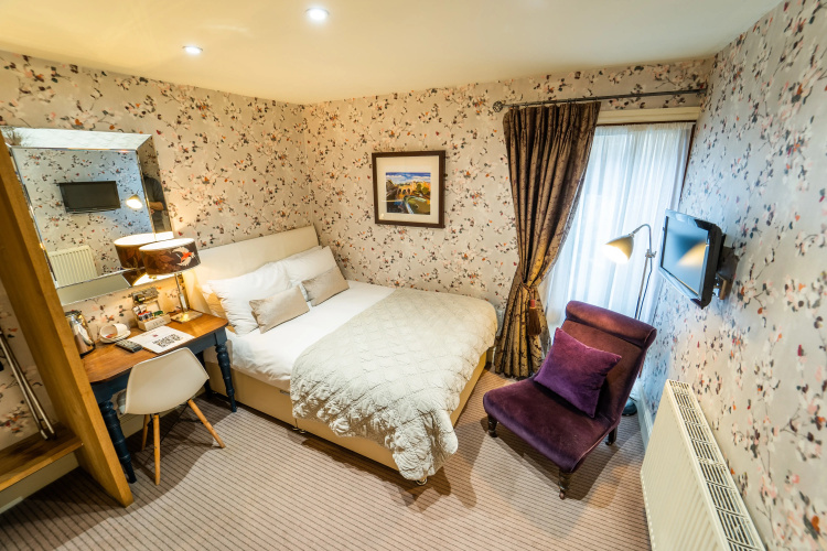 Brooks Guesthouse