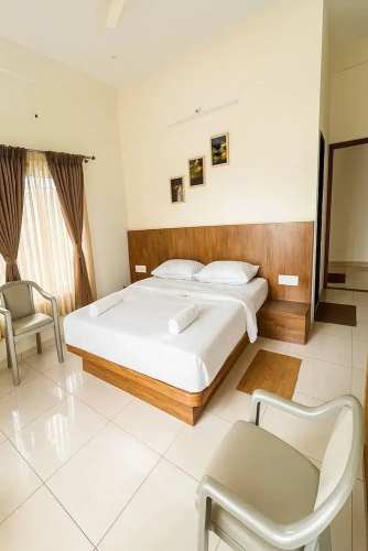 Savi Service Apartments