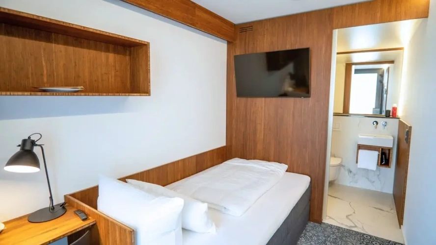 Standard Plus Single room
