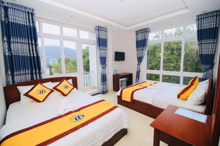 Standard Quadruple room with balcony