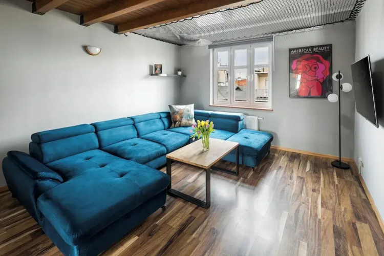 Corner House Residence