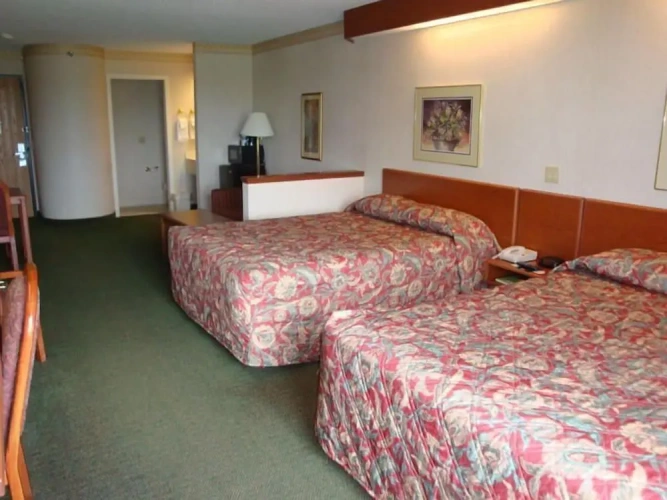 Deluxe Quadruple room