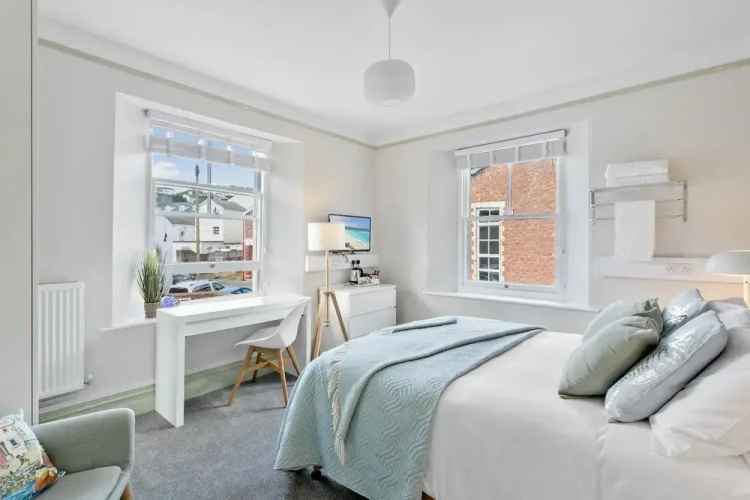 Park View Rooms & Relaxation