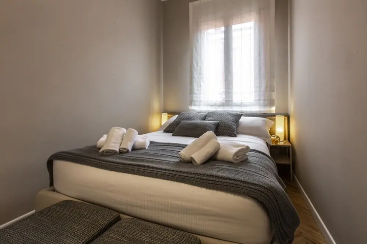 Charming Apartment on the Grand Canal