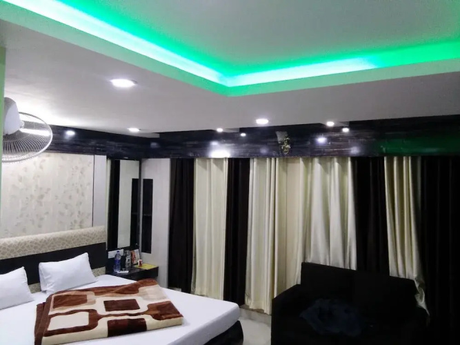 Hotel Golden Inn