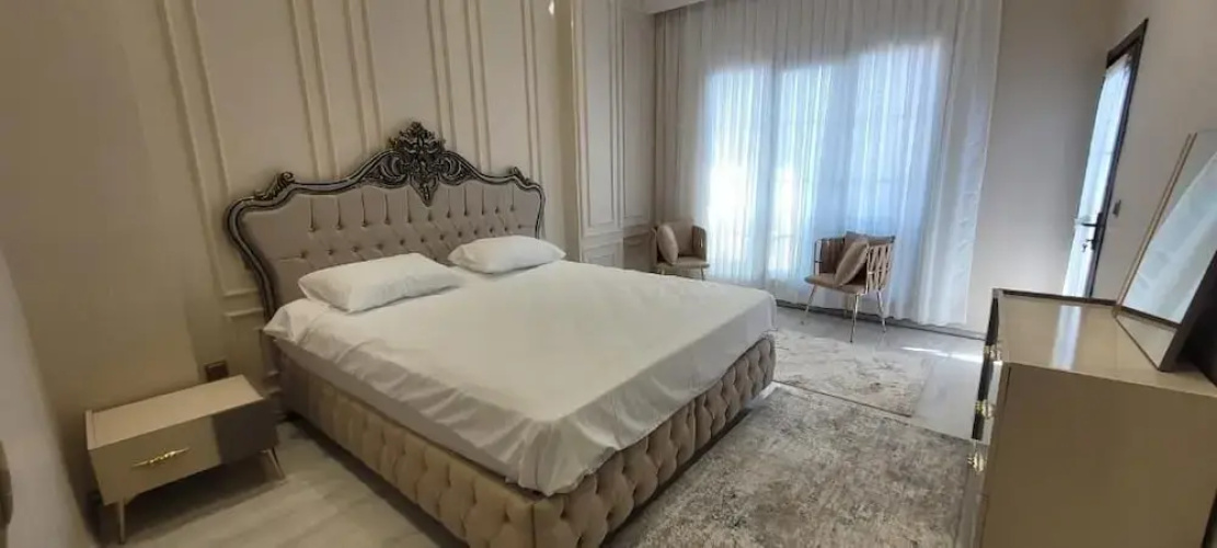 Villa Red Tent