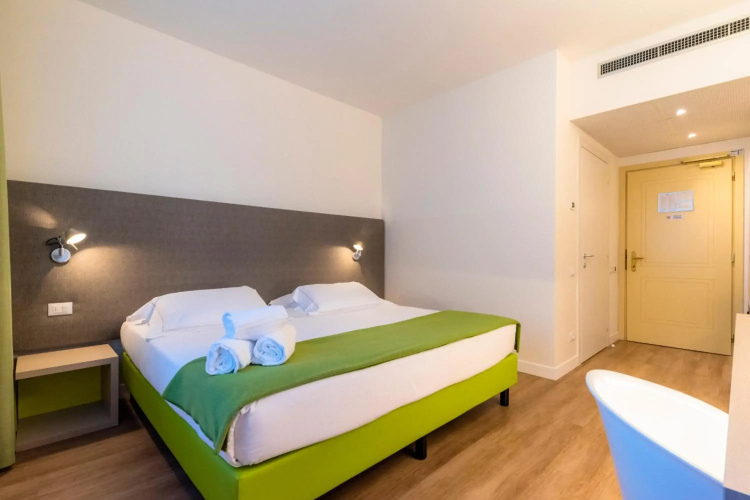 Airport Hotel