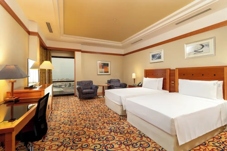 Premium Twin Club room with sea view