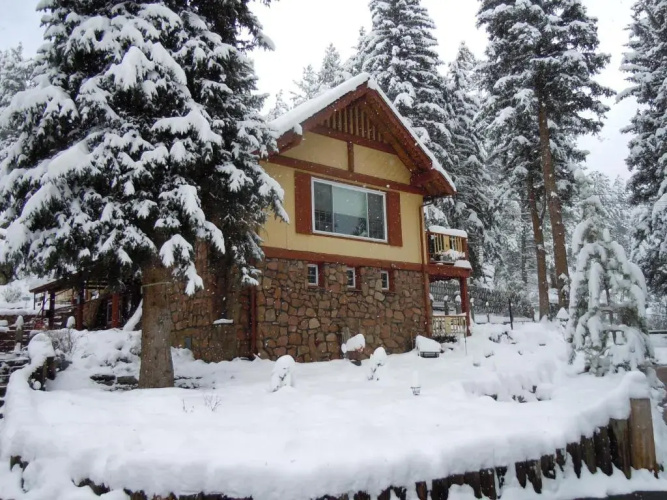 Alpen Way Chalet Mountain Lodge