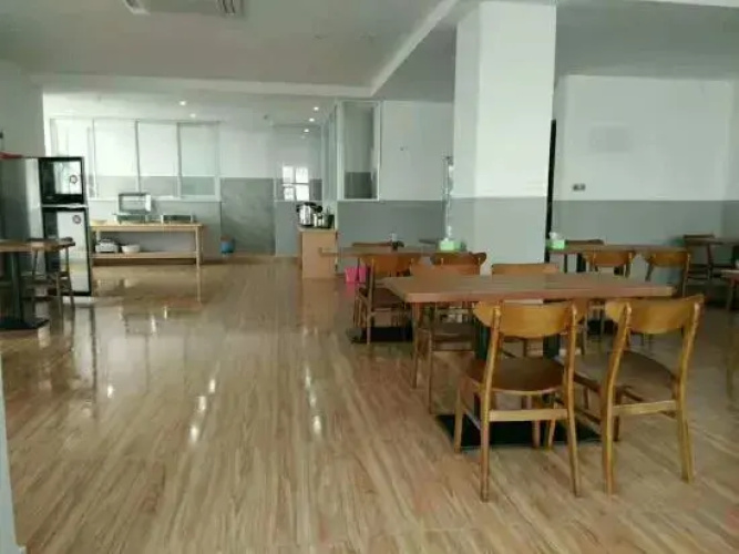 Cangdu Business Hotel