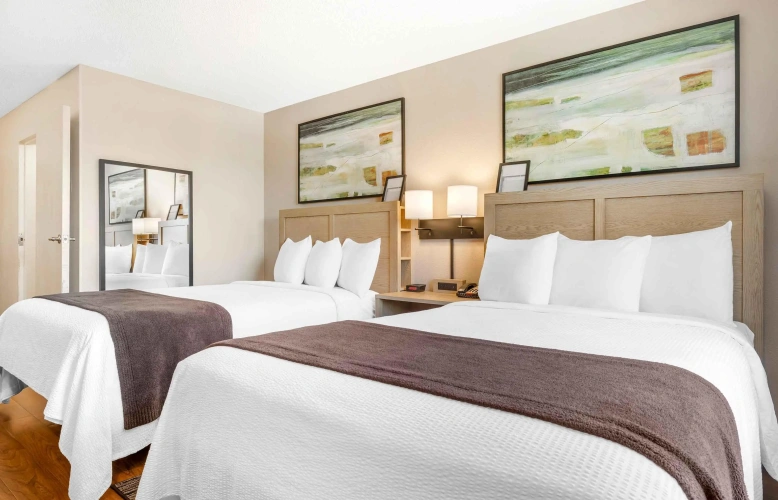 Quadruple Suite