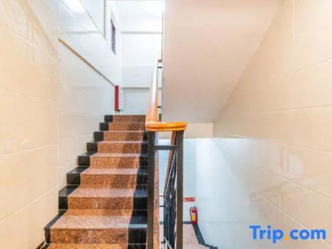 Xianggeli Business Inn