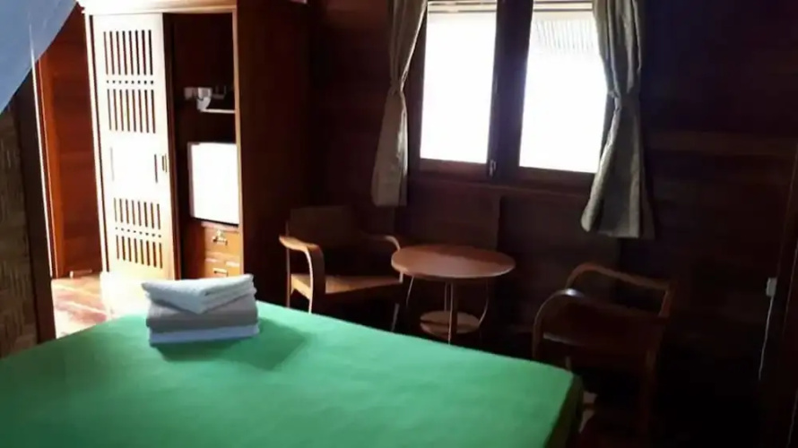 Baan Lee Bungalows