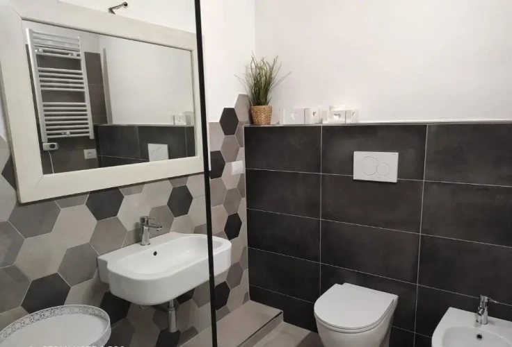 3 Bedrooms Apartment