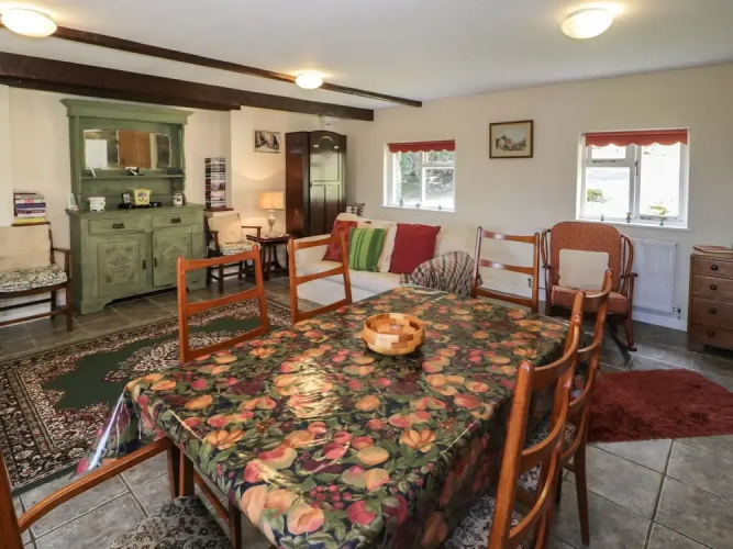 Buzzard Cottage