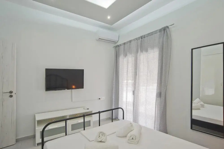 Sofia s Home in Piraeus