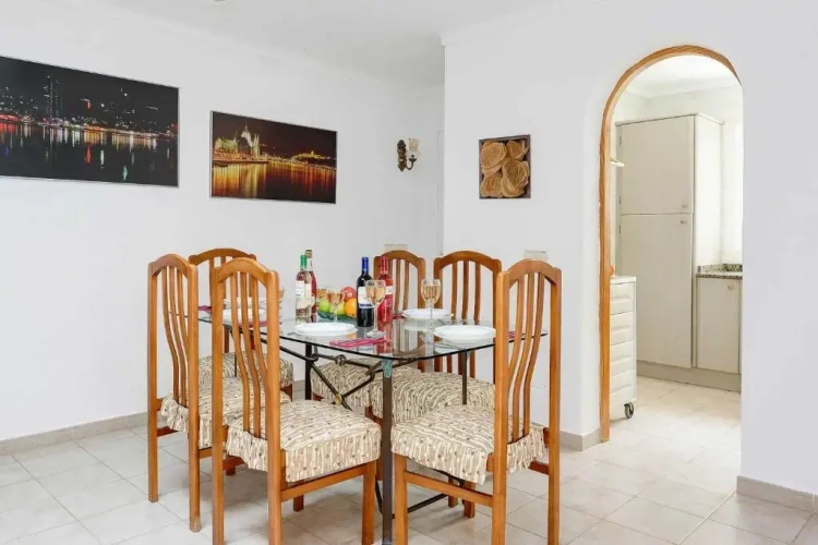 3 Bedrooms Villa