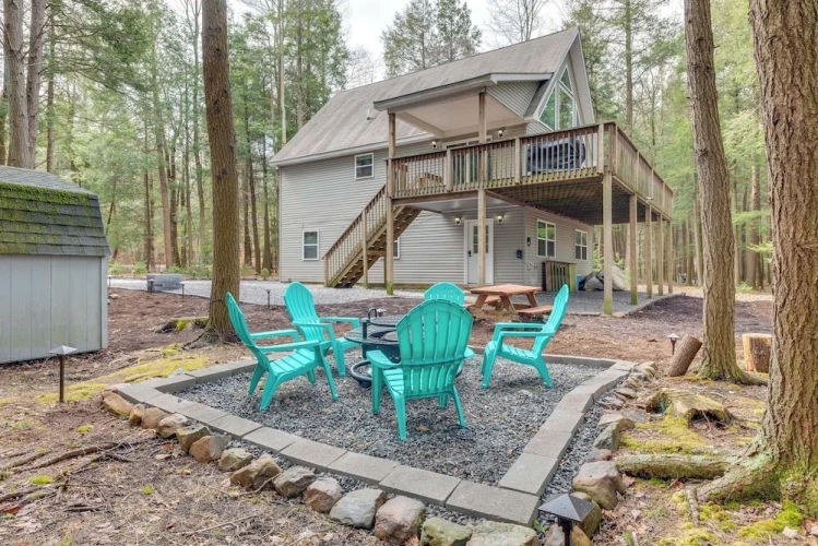 4 Bedrooms Cottage