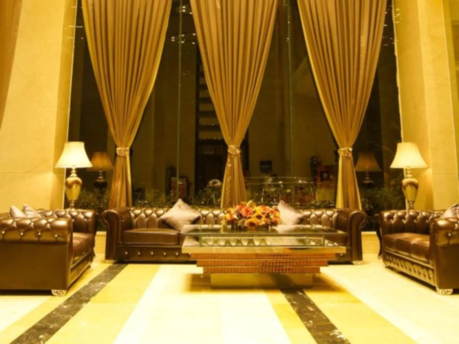 Park Lane Hotel