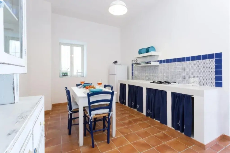 2 Bedrooms Apartment with garden view
