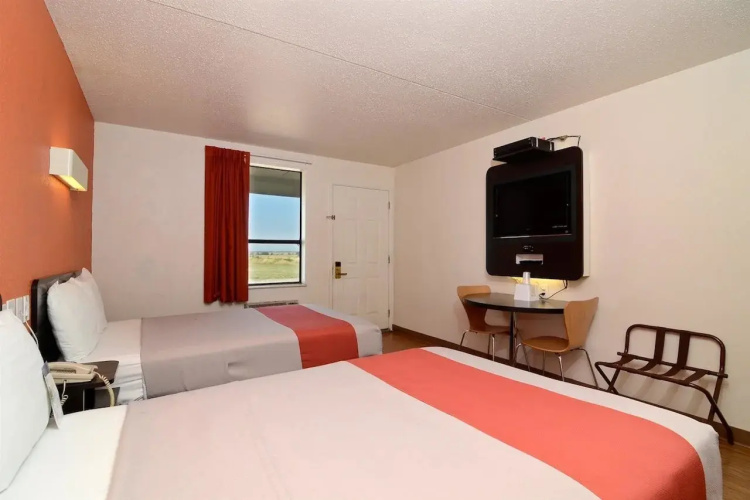 Motel 6 South Haven