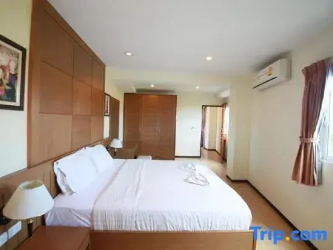 1 Bedroom Suite