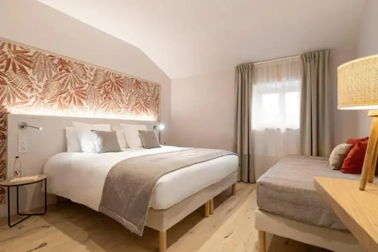 Quadruple Suite