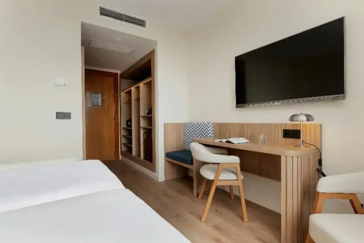 Standard Double room with balcony and with sea view