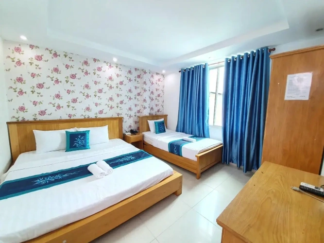 Superior Triple room
