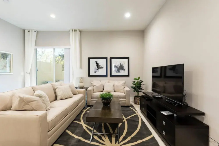 4 BR 4 BA Villa 5min Disneyworld 1804ft BBQ
