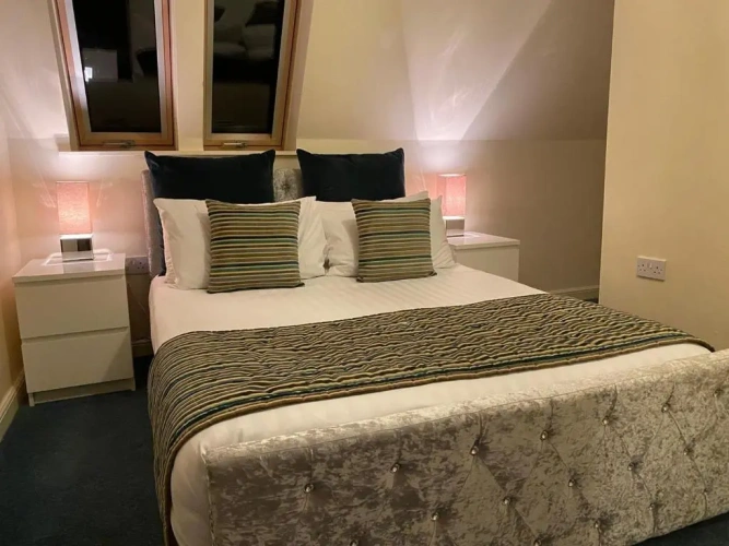 1 Bedroom Apartment with balcony
