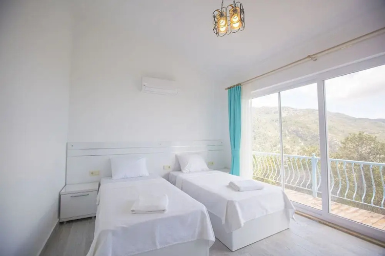 Villa Hira 4