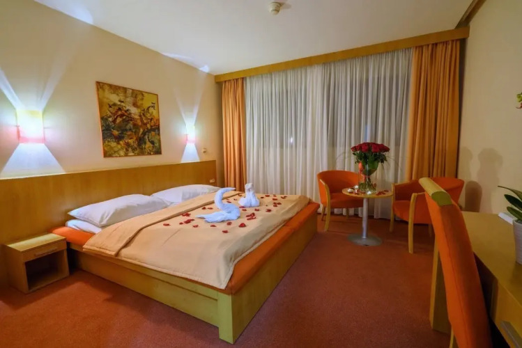 Hotel AquaCity SeasonsOver view