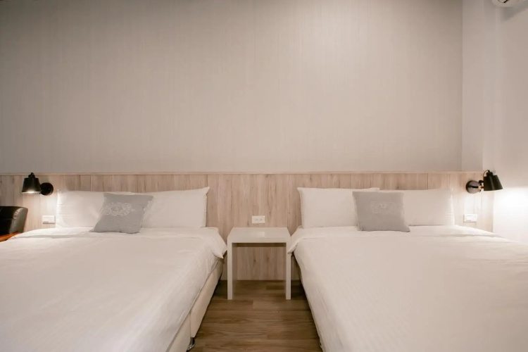 Starrywhale hostel