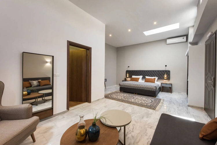 Minaret Suites & Apartments