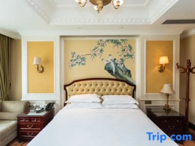 1 Bedroom Classic Double Suite