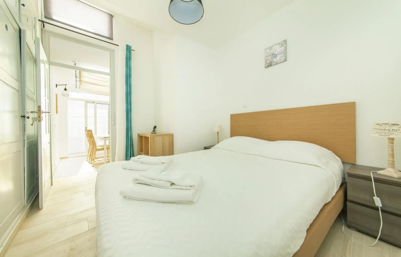 A46 - Oliveira Downtown Apartment