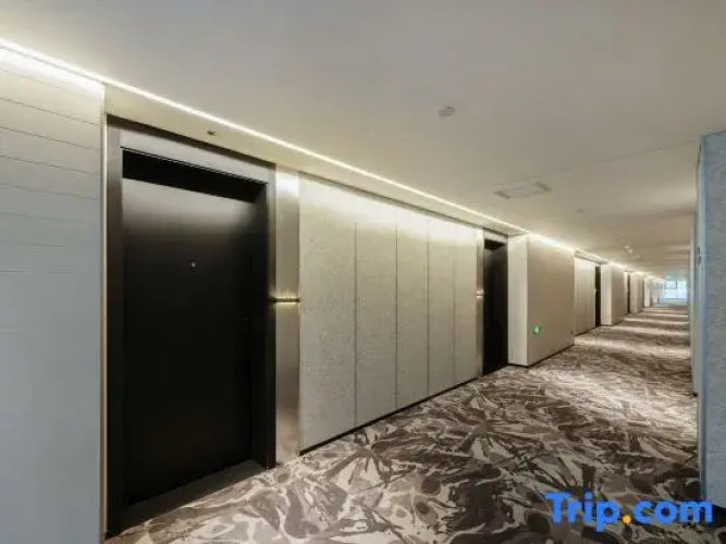 RIHA intl Hotel