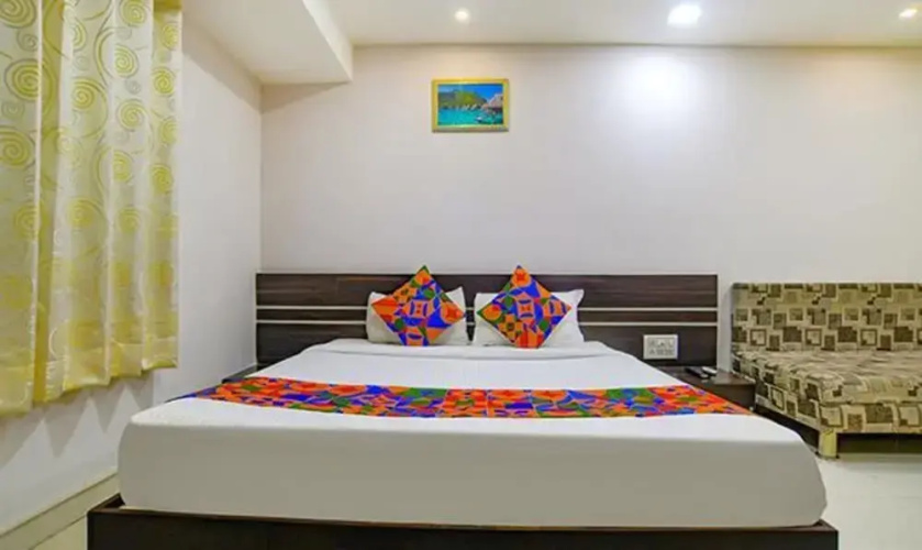 Fabhotel Grand Raj