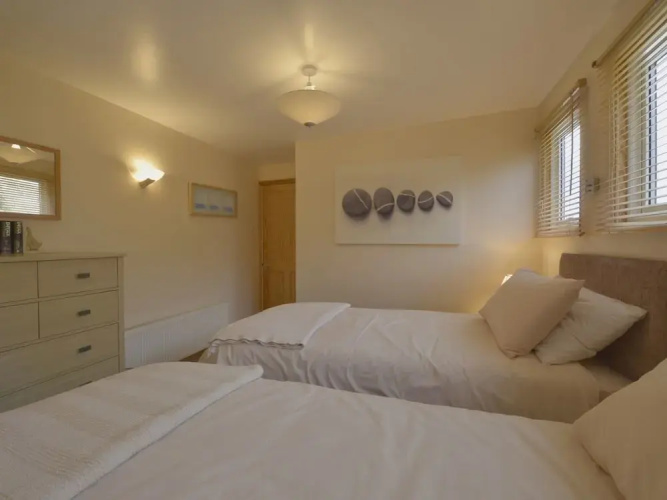 3 Hazeldene