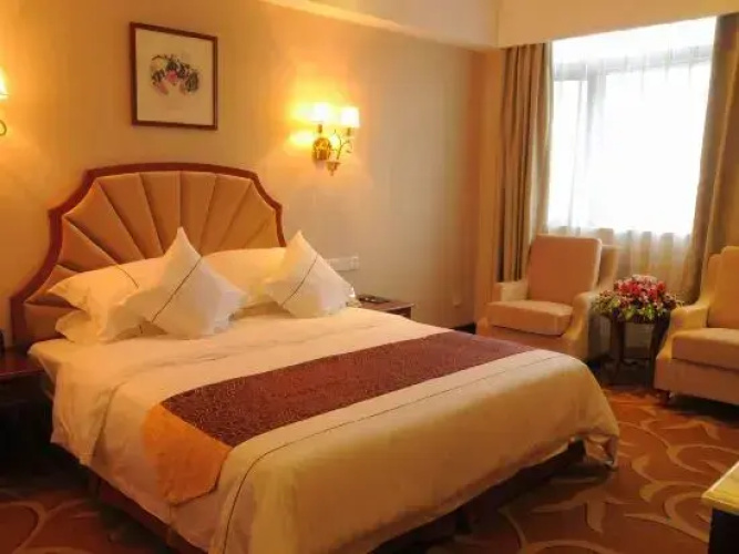 Minhang Julong Hotel