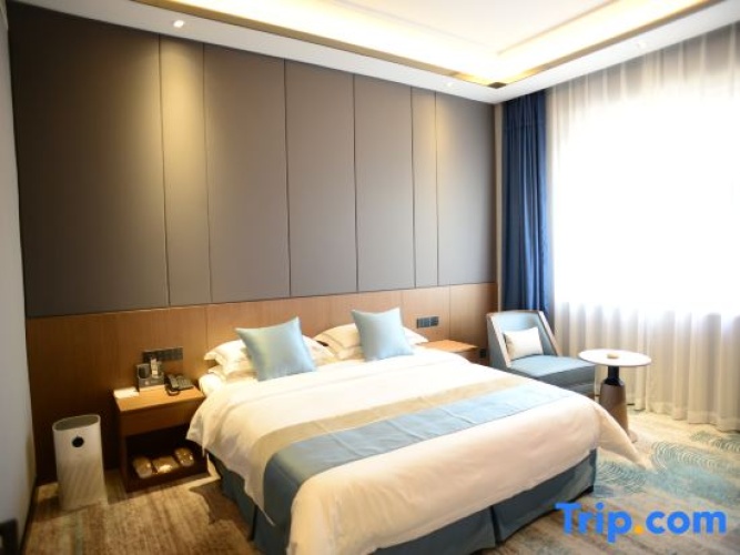 Deluxe Double Suite