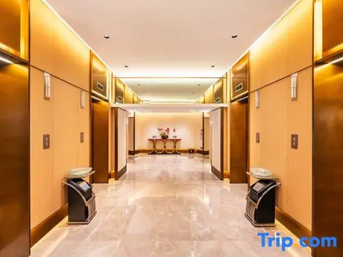 Qinghai Hotel