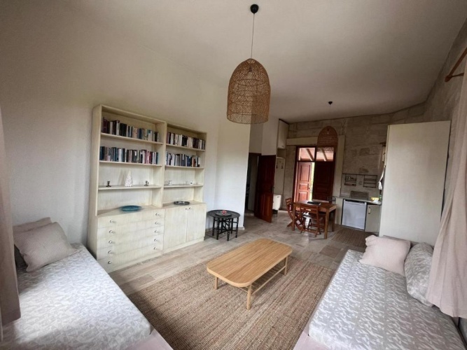 2 Bedrooms Cottage