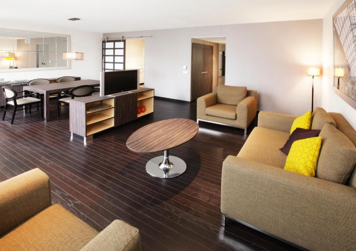 2 Bedrooms Apartment
