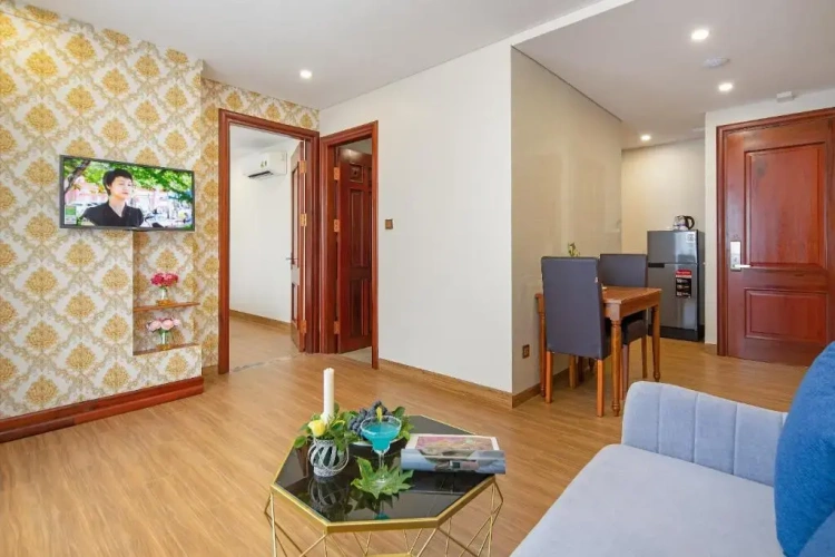 2 Bedrooms Apartment
