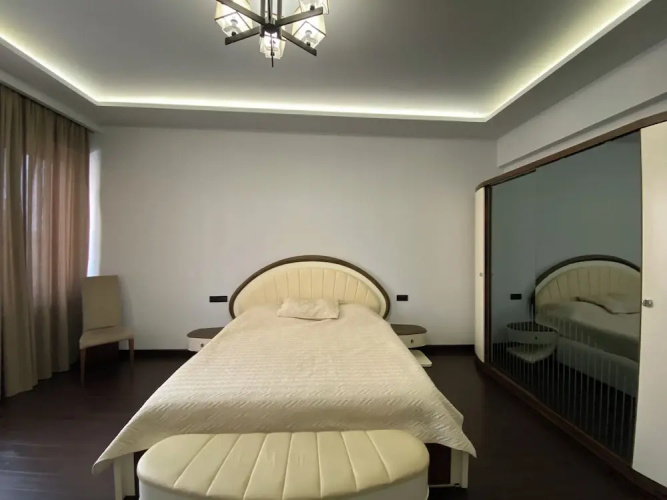 Apartment by Luxe Group TT666