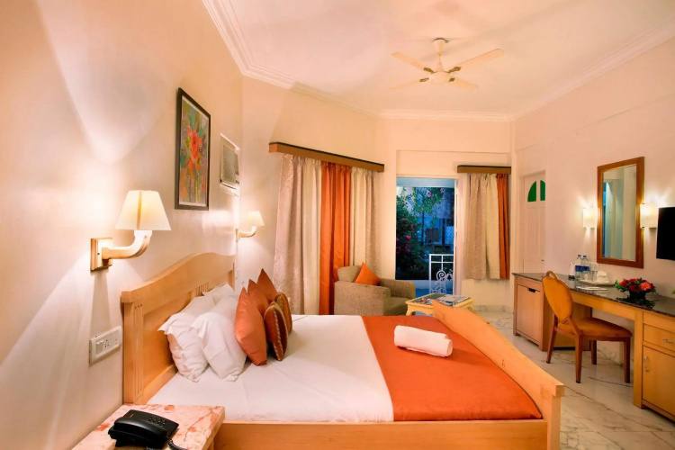 Avion Holiday Resort