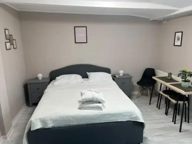 AZZA Aparthotel