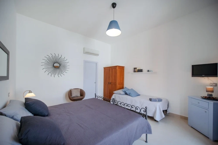 Classic Triple room